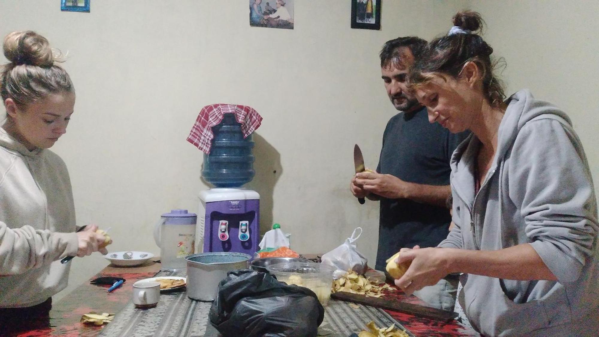 Karleta Homestay Ruteng Exterior foto