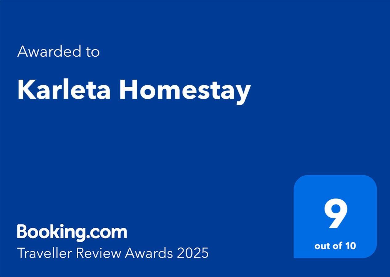 Karleta Homestay Ruteng Exterior foto